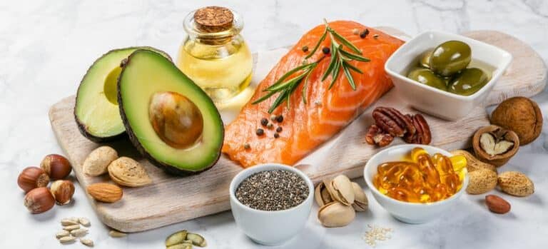 How Do Healthy Fats Help You Lose Weight with Phentermine?